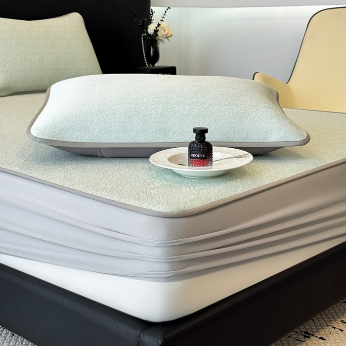 91家纺网 家纺一手货源 找家纺 九花鹿 2025新款凉感肌理纹冰丝席-床笠款 床笠款-肌理纹(豆绿）