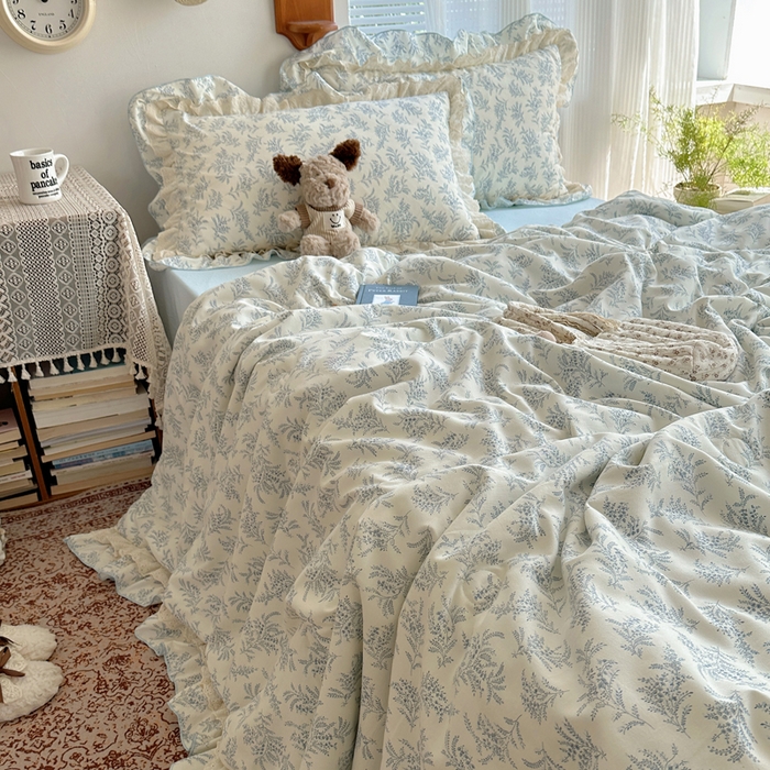 91家纺网 家纺一手货源 找家纺 轻奢坊 2025新款复古风双层纱水洗棉夏被四件套 夏被-麦穗蓝