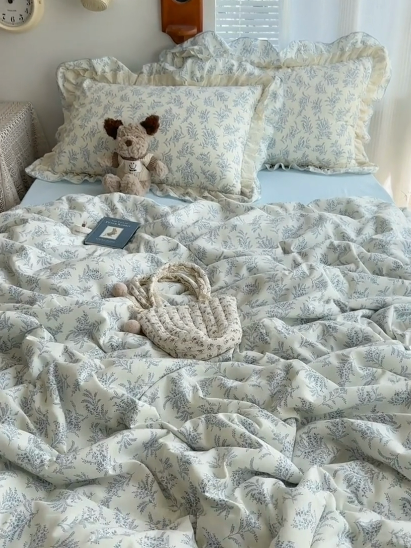 91家纺网 家纺一手货源 找家纺 轻奢坊 2025新款复古风双层纱水洗棉夏被四件套 夏被-麦穗蓝