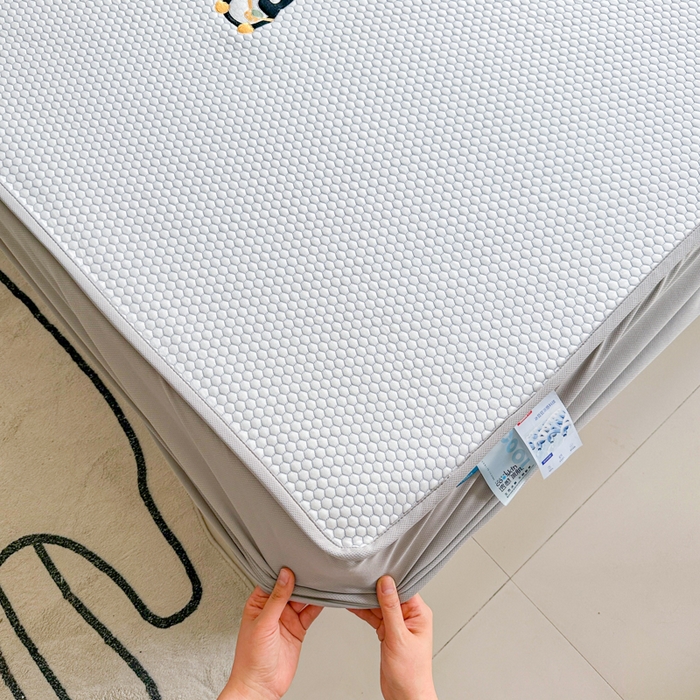 91家纺网 家纺一手货源 找家纺 千朵 2025新款冰豆豆绣花凉席 围巾狗