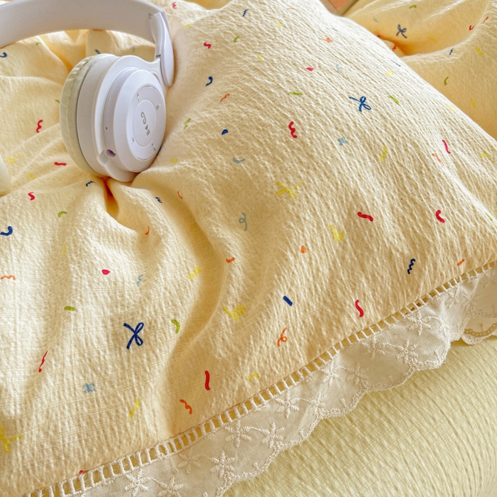 91家纺网 家纺一手货源 找家纺 2025新款云感木棉皱皱双层纱全棉花边四件套 芝士奶酪