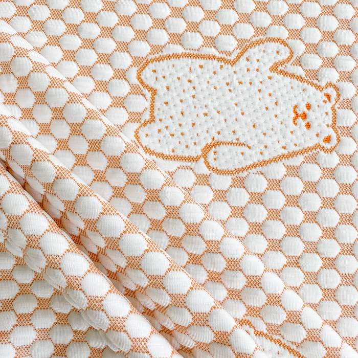 91家纺网 家纺一手货源 找家纺 千朵 2025新款凉感PE冰豆豆提花床笠款凉席 雪花熊咖