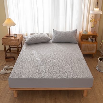 缦绣阁家纺 2025新款简约纯色水洗棉防水夹棉床笠三件套立体压花床垫保护套跨镜外贸可定制 浅灰