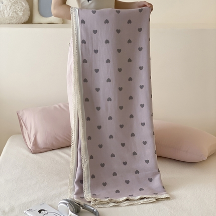 91家纺网 家纺一手货源 找家纺 （总）麻依 2025新款花边天丝棉冷感毯