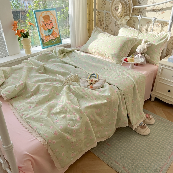 91家纺网 家纺一手货源 找家纺 （总）子钦家纺 2025新款韩版碎花法式风情花边水洗棉夏被夏凉被空调被四件套-风格二