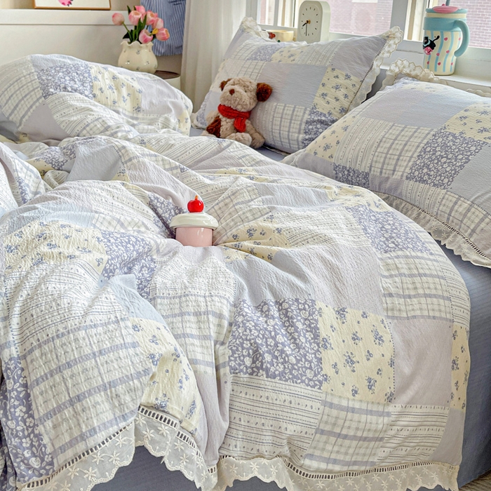 91家纺网 家纺一手货源 找家纺 2025新款云感木棉皱皱双层纱全棉花边四件套 百福蓝