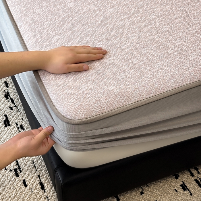 91家纺网 家纺一手货源 找家纺 九花鹿 2025新款凉感肌理纹冰丝席-床笠款 床笠款-肌理纹(豆沙）