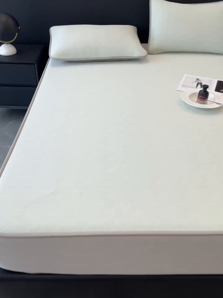 91家纺网 家纺一手货源 找家纺 九花鹿 2025新款凉感肌理纹冰丝席-床笠款 床笠款-肌理纹(豆绿）