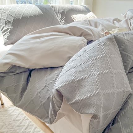 91家纺网 家纺一手货源 找家纺 （总）缦绣阁家纺 2025新款AB版菱形格简约提花四件套小清新床单款床笠款4件套生宿舍三件套