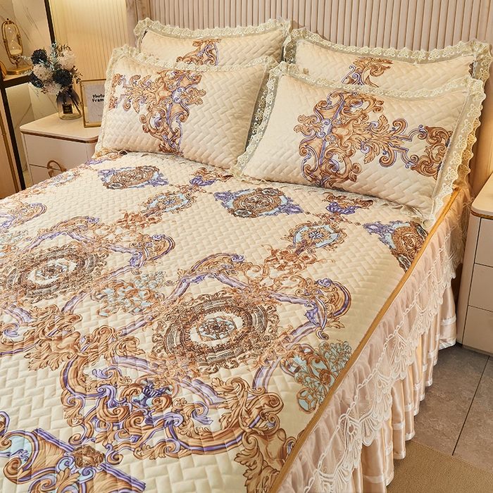 91家纺网 家纺一手货源 找家纺 （总）网红馆 2025新款凉感丝夹棉绗缝蕾丝床裙款冰丝席三件套