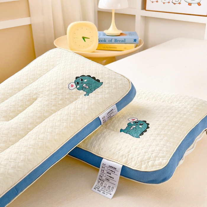 91家纺网 家纺一手货源 找家纺 （总）乐秀家纺 2025新款儿童卡通云柔舒适枕芯幼儿园午睡枕头枕芯