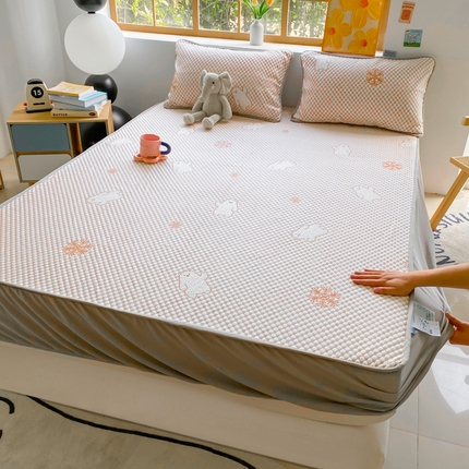 91家纺网 家纺一手货源 找家纺 （总）千朵 2025新款凉感PE冰豆豆提花床笠款凉席