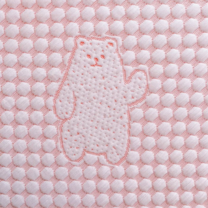 91家纺网 家纺一手货源 找家纺 千朵 2025新款凉感PE冰豆豆提花床笠款凉席 雪花熊粉