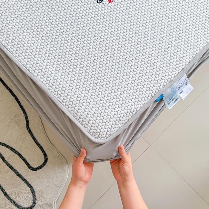 91家纺网 家纺一手货源 找家纺 千朵 2025新款冰豆豆绣花凉席 围巾狗