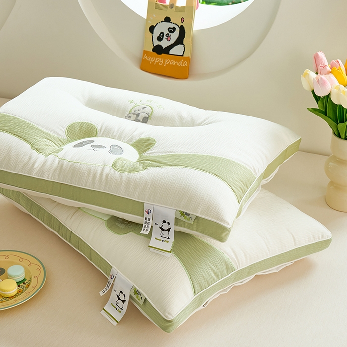 91家纺网 家纺一手货源 找家纺 （总）幸运草 2025新款熊猫趴趴可爱情侣枕头泡泡棉柔软亲肤护颈枕芯