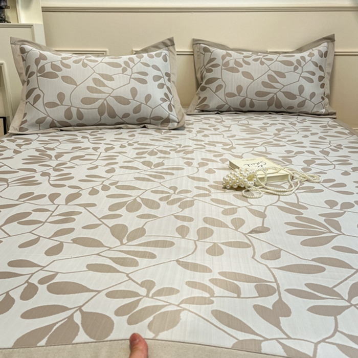 91家纺网 家纺一手货源 找家纺 宜代光年 2025新款冷凝丝可水洗提花凉感席-床席款 凉感叶繁-咖