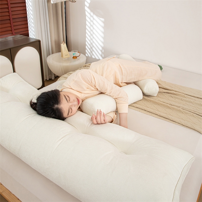 91家纺网 家纺一手货源 找家纺 沐沐家纺 2026新款小羊绒三角靠背带头枕 白色