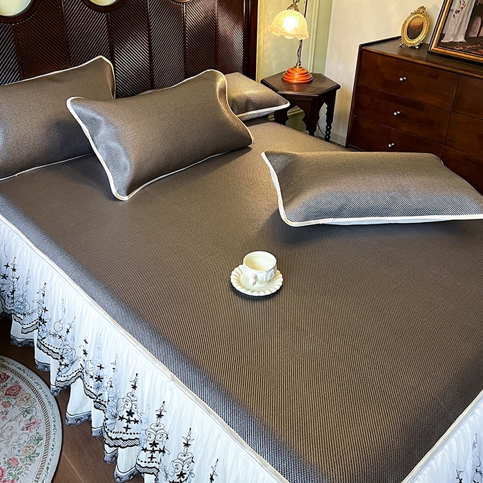 91家纺网 家纺一手货源 找家纺 网红馆（ck家纺） 2025新款可脱卸床裙款冰藤席-盛夏繁星 灰咖