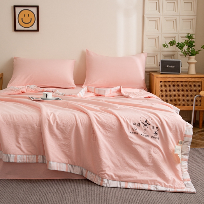 91家纺网 家纺一手货源 找家纺 帕芬鸟家纺 2025新款亲肤棉花夏被 玉粉色