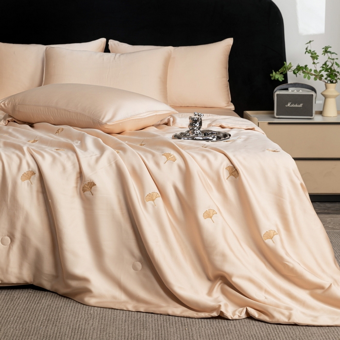 91家纺网 家纺一手货源 找家纺 梦镜家纺 2025新款A类水洗真丝夏被四件套-银树叶 银树叶香槟