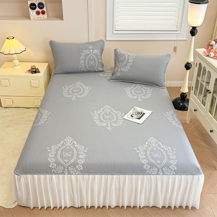 91家纺网 家纺一手货源 找家纺 布卢姆床垫 2025新款A类PE乙纶冰豆豆凉席床裙款 蝴蝶花镜 灰