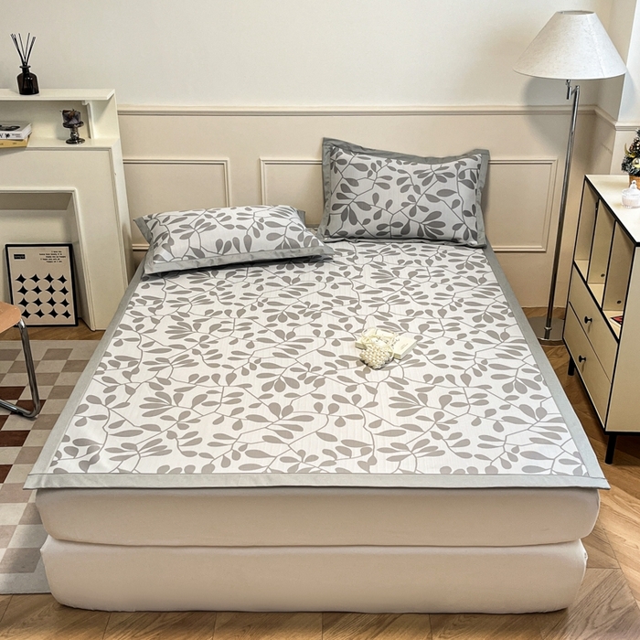 91家纺网 家纺一手货源 找家纺 宜代光年 2025新款冷凝丝可水洗提花凉感席-床席款 凉感叶繁-灰