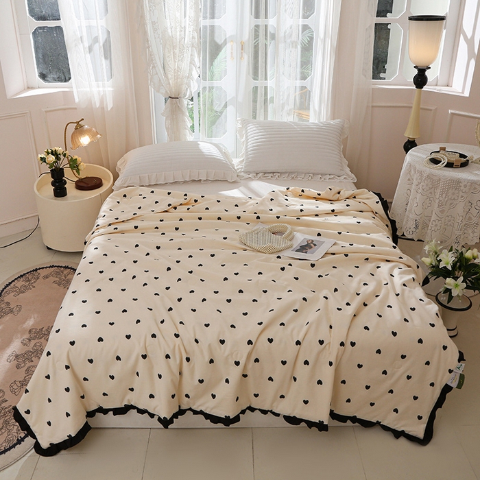 91家纺网 家纺一手货源 找家纺 （总）薇玛仕 2025新款韩版宽边水洗棉大豆夏被赫本风亲肤柔软夏季薄被子