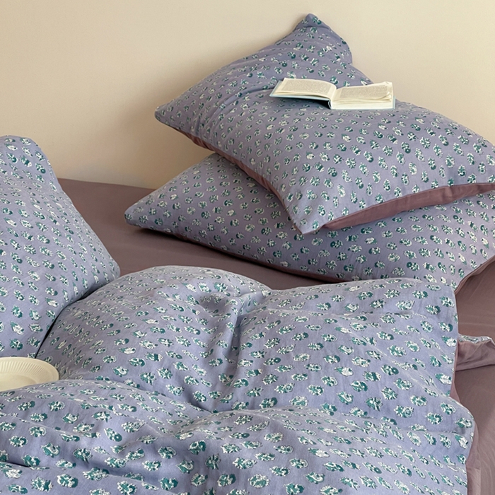 91家纺网 家纺一手货源 找家纺 萝莉家纺 2025新款全棉复古美式风水洗双层纱印花四件套 纯情