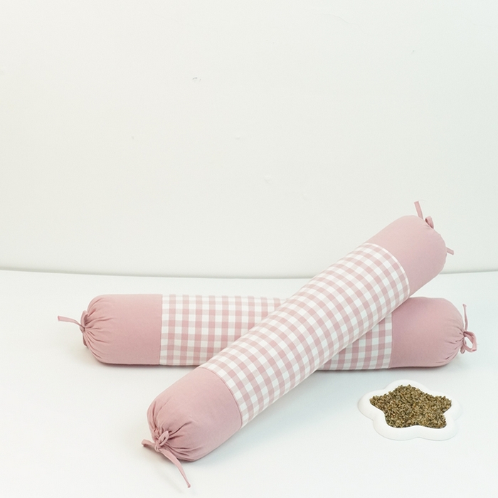 91家纺网 家纺一手货源 找家纺 芯洲 2025新款全棉圆柱格子老粗布荞麦枕简约成人牵引枕枕头枕芯 老粗布格子-粉