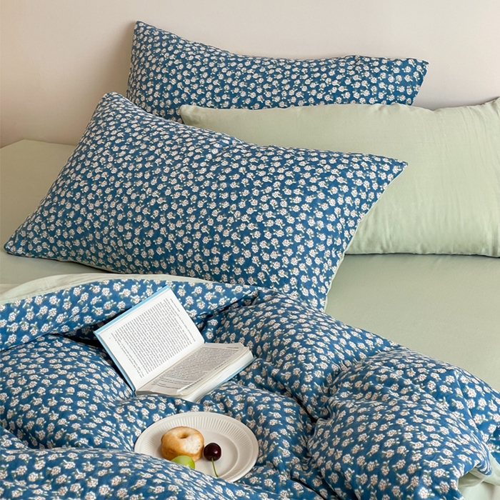 91家纺网 家纺一手货源 找家纺 萝莉家纺 2025新款全棉复古美式风水洗双层纱印花四件套 深兰