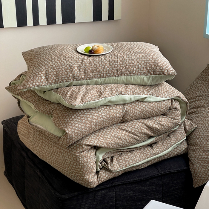 91家纺网 家纺一手货源 找家纺 萝莉家纺 2025新款全棉复古美式风水洗双层纱印花四件套 五角梅