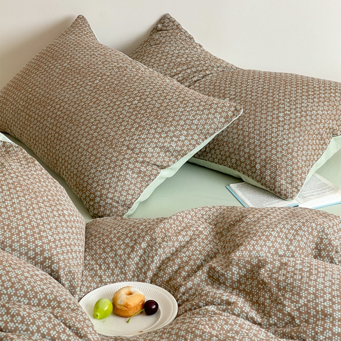 91家纺网 家纺一手货源 找家纺 萝莉家纺 2025新款全棉复古美式风水洗双层纱印花四件套 五角梅