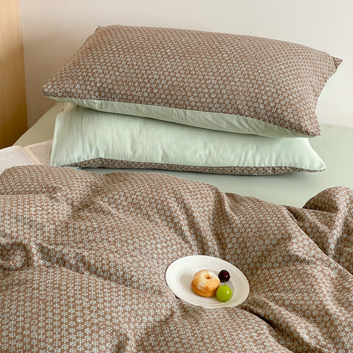 91家纺网 家纺一手货源 找家纺 萝莉家纺 2025新款全棉复古美式风水洗双层纱印花四件套 五角梅