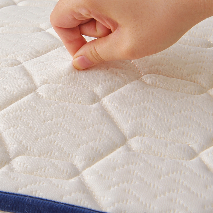 91家纺网 家纺一手货源 找家纺 苏赫床垫 2025新款高密度海绵乳胶床垫-六边格 白色