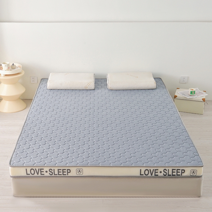 91家纺网 家纺一手货源 找家纺 （总）苏赫床垫 2025新款牛奶丝乳胶床垫立体款床垫-多边格灰