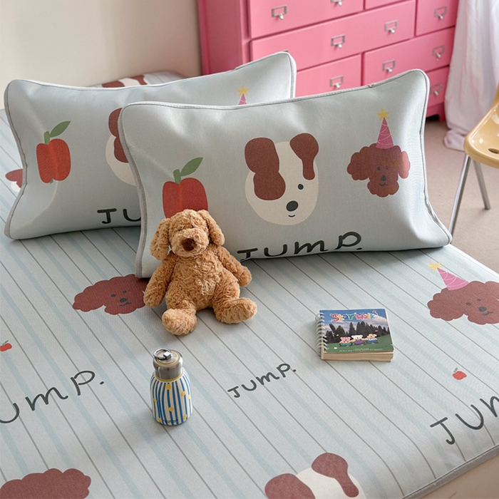 91家纺网 家纺一手货源 找家纺 萝莉家纺 2025新款升级900D加厚数码印花斜纹冰丝床席款凉席三件套 酷酷的狗