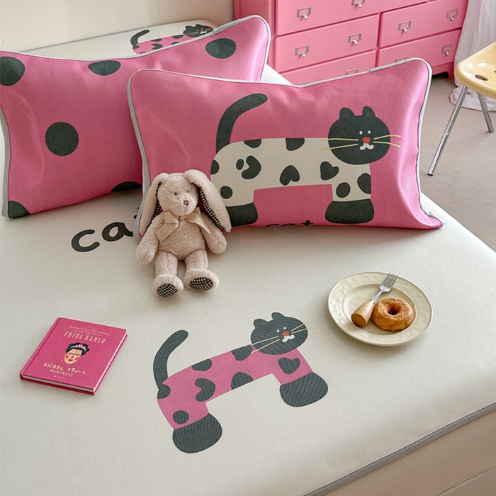 91家纺网 家纺一手货源 找家纺 萝莉家纺 2025新款升级900D加厚数码印花斜纹冰丝床席款凉席三件套 酷酷的猫