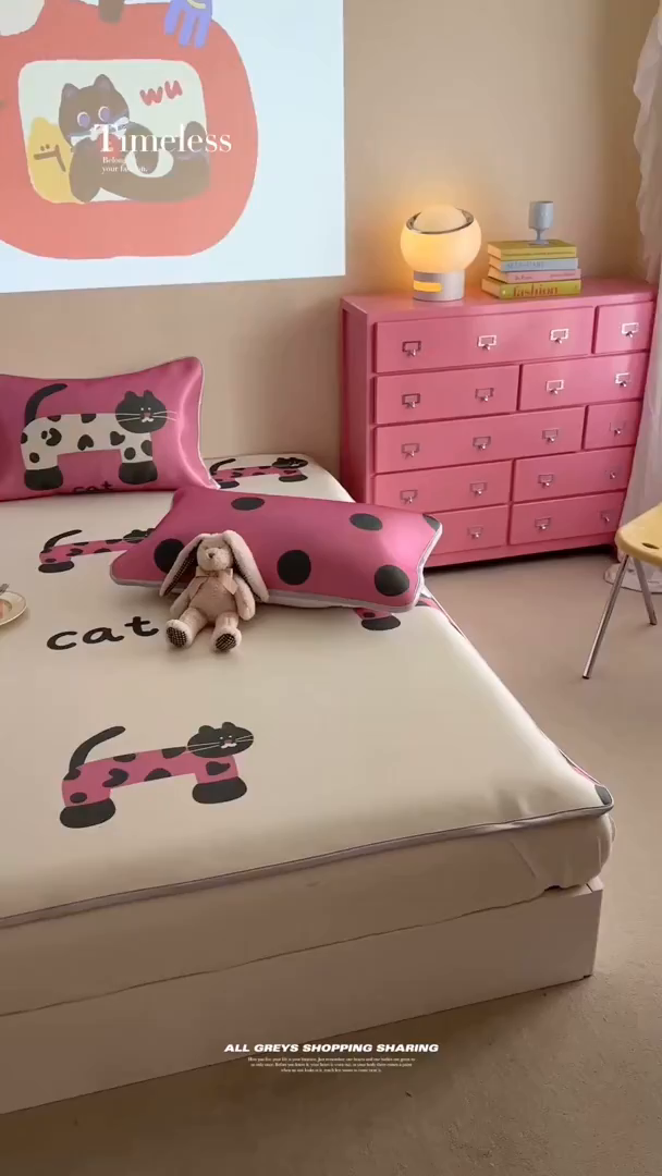 91家纺网 家纺一手货源 找家纺 萝莉家纺 2025新款升级900D加厚数码印花斜纹冰丝床席款凉席三件套 酷酷的猫