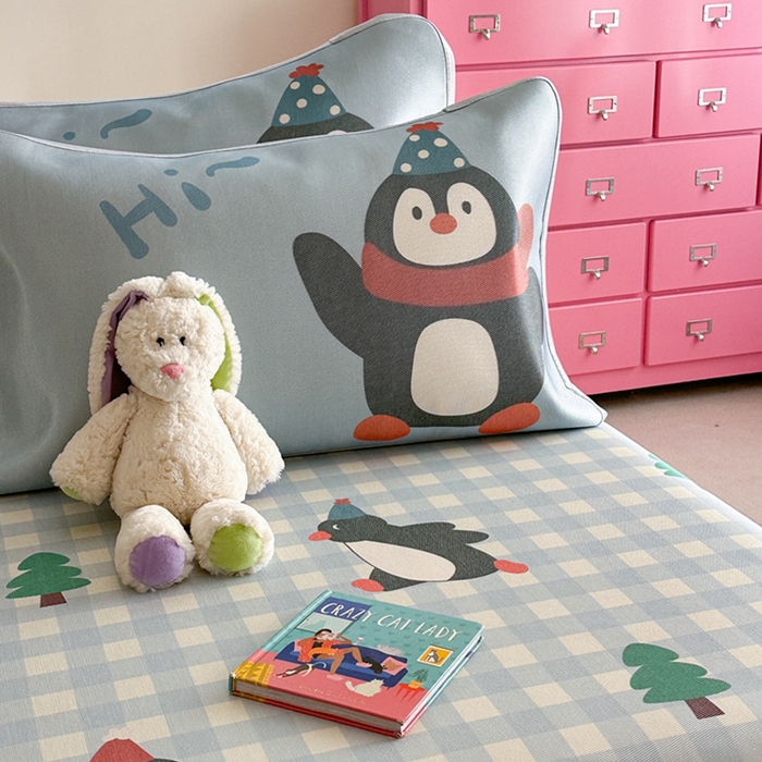 91家纺网 家纺一手货源 找家纺 萝莉家纺 2025新款升级900D加厚数码印花斜纹冰丝床席款凉席三件套 企鹅萌萌