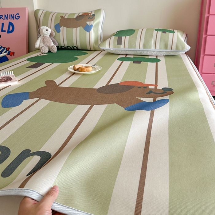 91家纺网 家纺一手货源 找家纺 萝莉家纺 2025新款升级900D加厚数码印花斜纹冰丝床席款凉席三件套 森林的狗