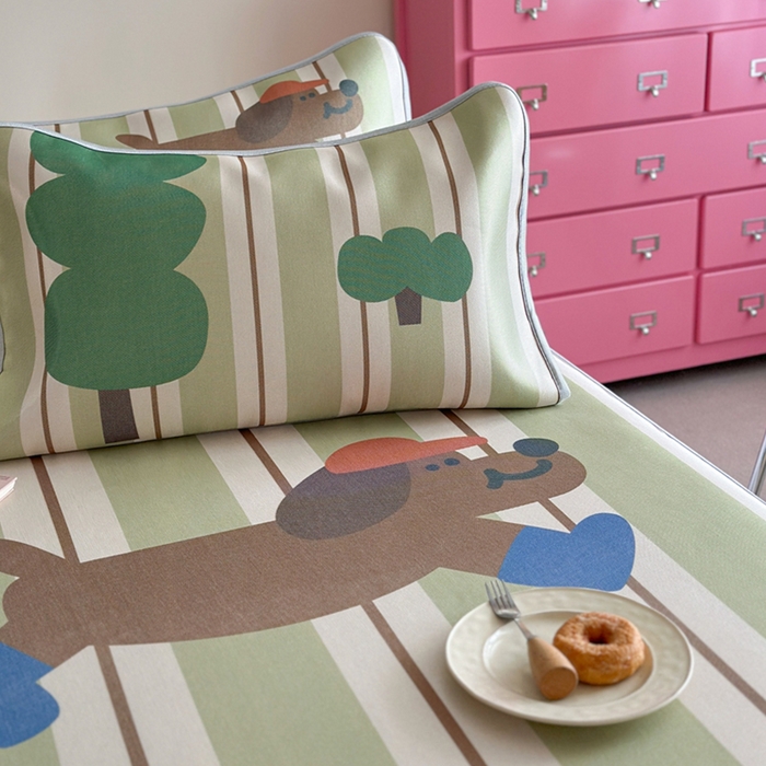 91家纺网 家纺一手货源 找家纺 萝莉家纺 2025新款升级900D加厚数码印花斜纹冰丝床席款凉席三件套 森林的狗