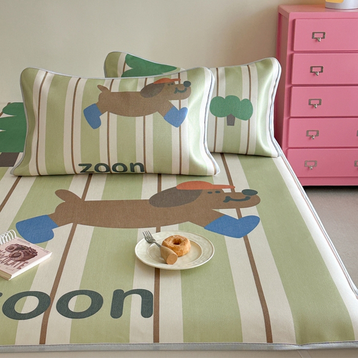 91家纺网 家纺一手货源 找家纺 萝莉家纺 2025新款升级900D加厚数码印花斜纹冰丝床席款凉席三件套 森林的狗