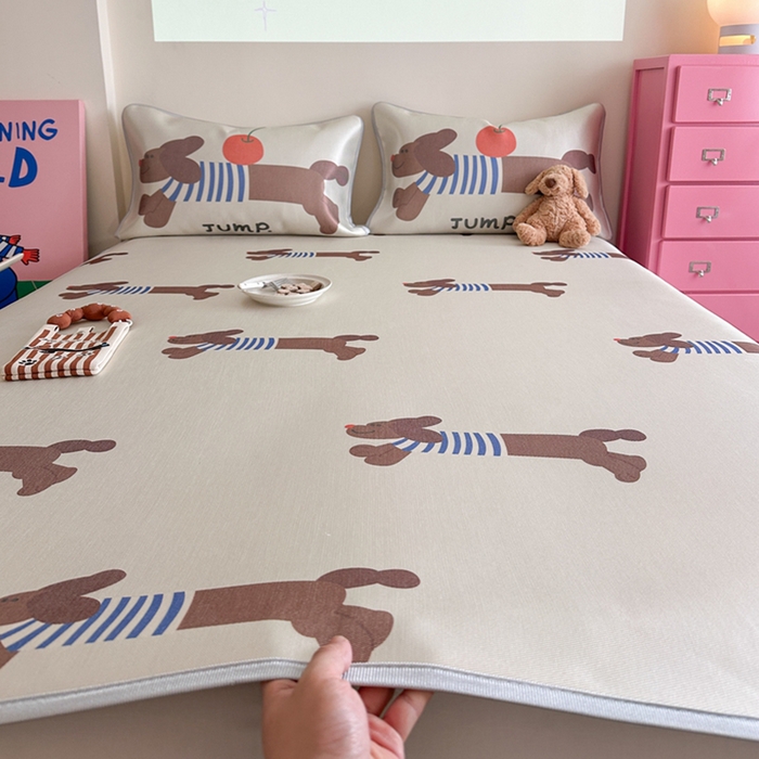 91家纺网 家纺一手货源 找家纺 萝莉家纺 2025新款升级900D加厚数码印花斜纹冰丝床席款凉席三件套 玩具狗狗