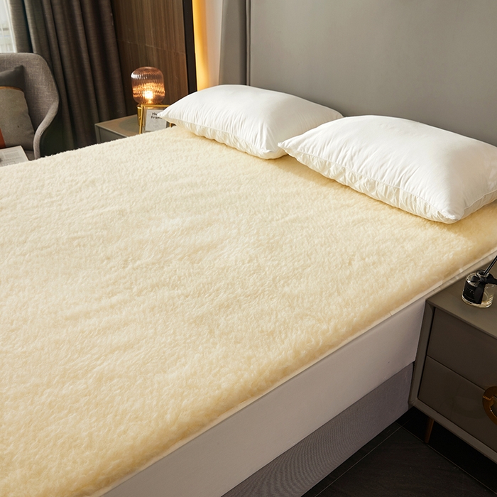 91家纺网 家纺一手货源 找家纺 苏赫床垫 2025新款羊毛床垫长毛款，全棉底布 米黄2
