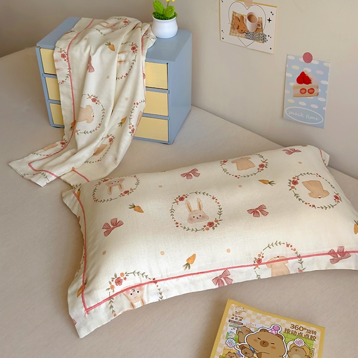 91家纺网 家纺一手货源 找家纺 百寐 2025新款竹纤维棉卡通儿童枕套30×50/35×55母婴A类宝宝枕套再生纤维 花环兔