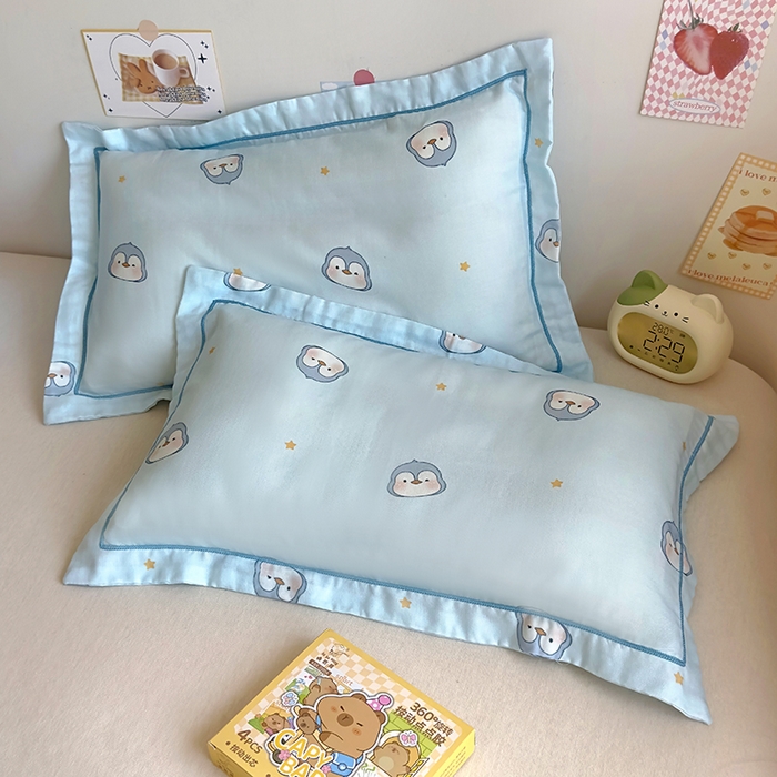 91家纺网 家纺一手货源 找家纺 百寐 2025新款竹纤维棉卡通儿童枕套30×50/35×55母婴A类宝宝枕套再生纤维 蓝企鹅
