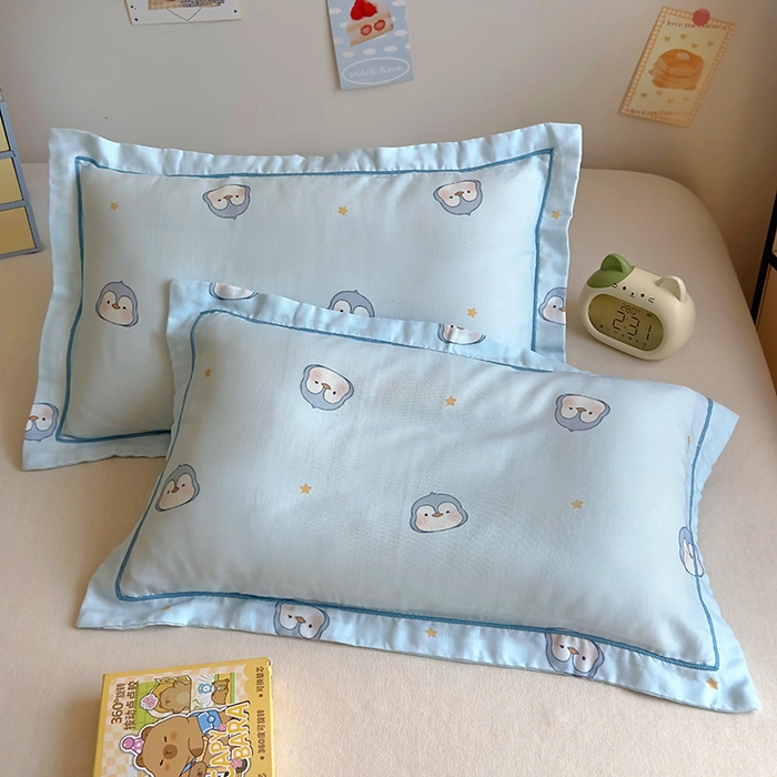 91家纺网 家纺一手货源 找家纺 百寐 2025新款竹纤维棉卡通儿童枕套30×50/35×55母婴A类宝宝枕套再生纤维 蓝企鹅