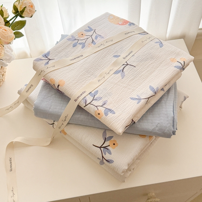 91家纺网 家纺一手货源 找家纺 海岛哥哥 2025新款高克重木棉提花双层纱四件套-风格一 恬趣-蓝