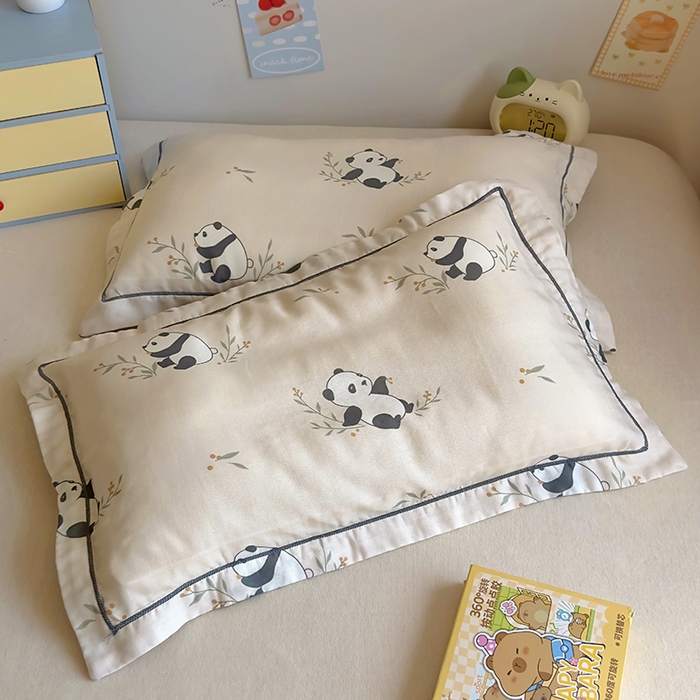 91家纺网 家纺一手货源 找家纺 百寐 2025新款竹纤维棉卡通儿童枕套30×50/35×55母婴A类宝宝枕套再生纤维 小熊猫