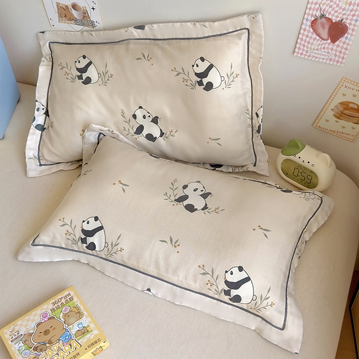 91家纺网 家纺一手货源 找家纺 百寐 2025新款竹纤维棉卡通儿童枕套30×50/35×55母婴A类宝宝枕套再生纤维 小熊猫